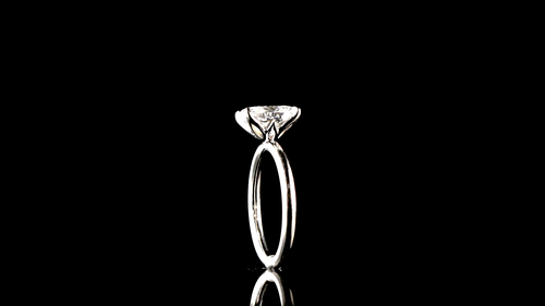 Oval Tulip Solitaire