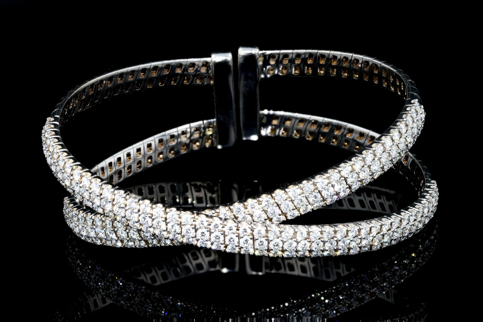Sterling Silver Bar Cuff Bracelet with Diamond Accent | Fernbaugh's Je –  Fernbaugh's Jewelers